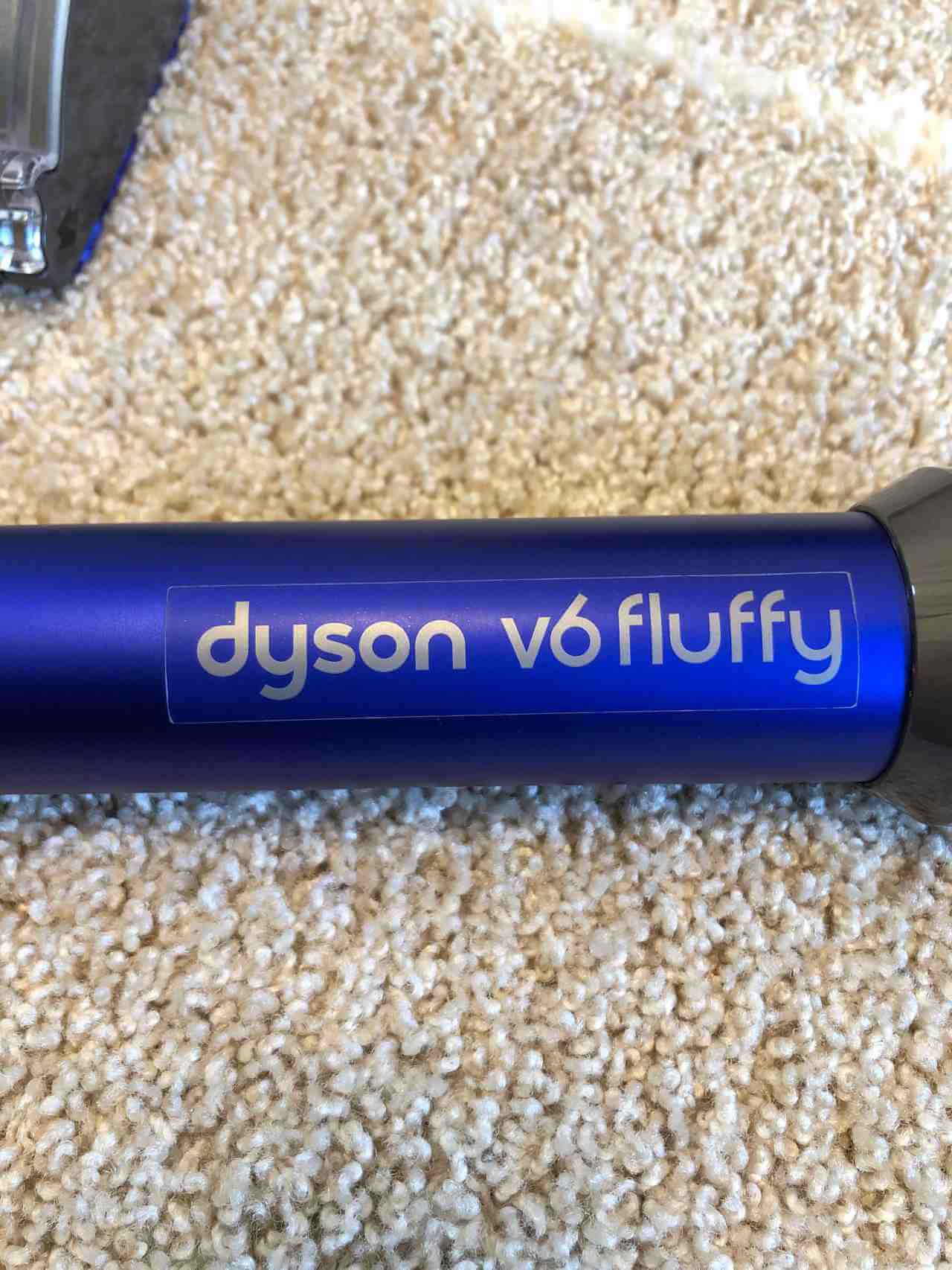 dyson v6 fluffy